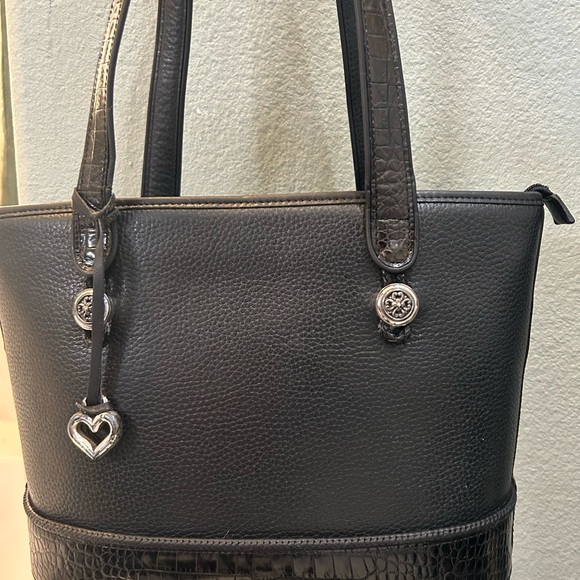 Authentic Brighton Vintage Black Leather Shoulder Bag, Excellent condition - Picture 11 of 13